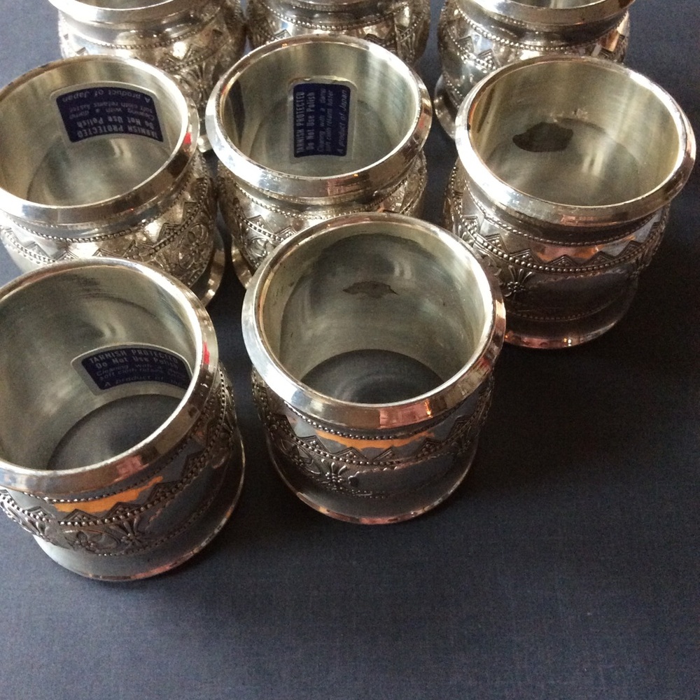 International Silver Company: Eight Napkin Rings - Picture 13 of 16